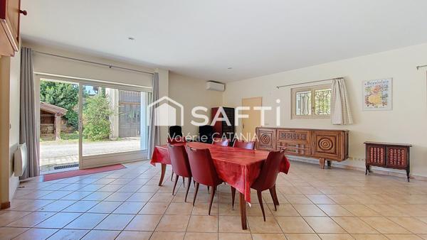 Moirans, Maison individuelle d'environ 170m² habitables sur 3 niveaux