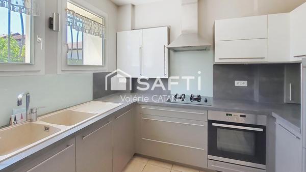 Moirans, Maison individuelle d'environ 170m² habitables sur 3 niveaux