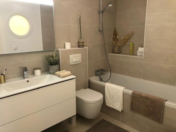 Appartement à vendre 5 pièces traversant ANNEMASSE (74)