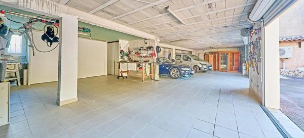 Achat - Maison Saint-Raphaël 83700 6 pièces 143 m 2 1231 m 2