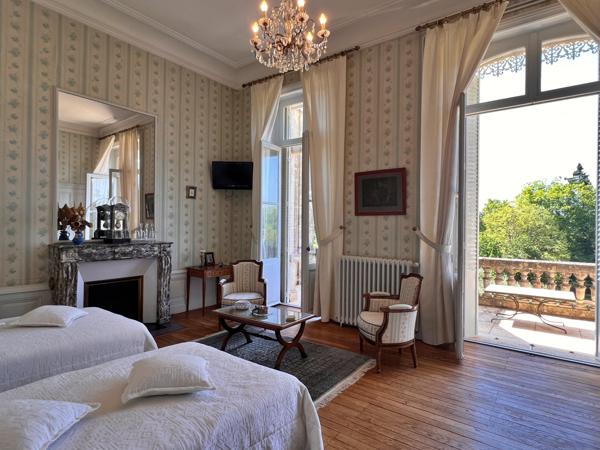 Chateau à vendre à Jarnac (16200) - Charente