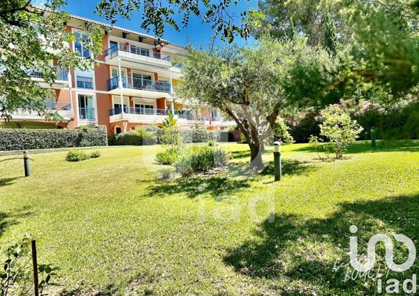 Appartement 3 pièces de 80 m² à Cavalaire-sur-Mer (83240)