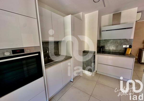 Appartement 3 pièces de 80 m² à Cavalaire-sur-Mer (83240)