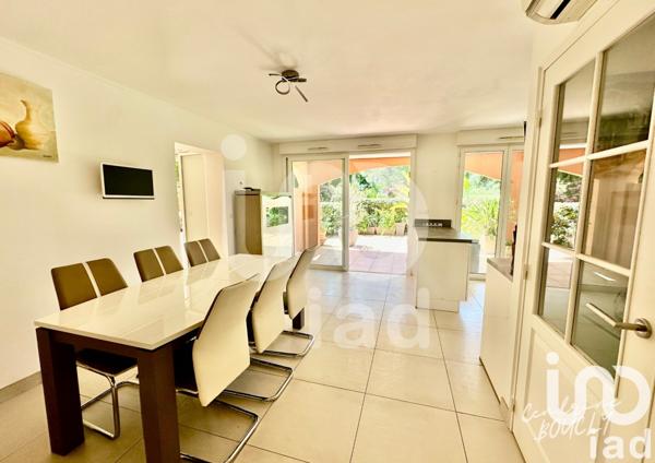 Appartement 3 pièces de 80 m² à Cavalaire-sur-Mer (83240)