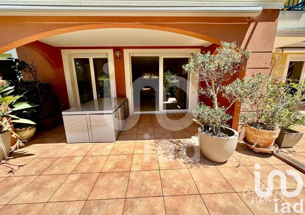 Appartement 3 pièces de 80 m² à Cavalaire-sur-Mer (83240)