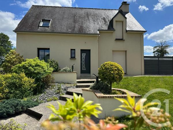 Appartement F5 à vendre  5 pièces - 100,30 m 2   FOUGERES  - 35