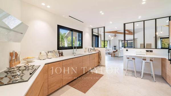 Mougins magnifique villa neuve