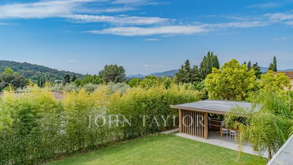 Mougins magnifique villa neuve