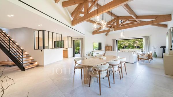 Mougins magnifique villa neuve