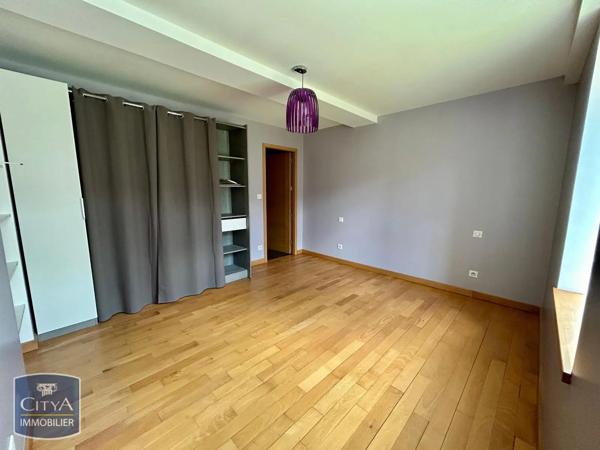 Maison à louer 5 pièces 149.89m² Saint-Hilaire-Saint-Mesmin (45160)