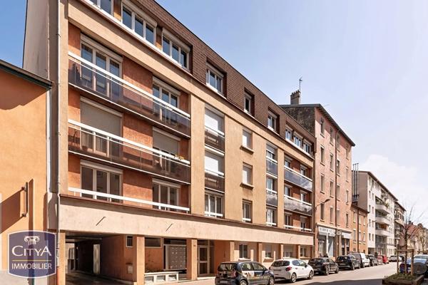 Appartement à vendre 4 pièces 87m² Villeurbanne (69100)