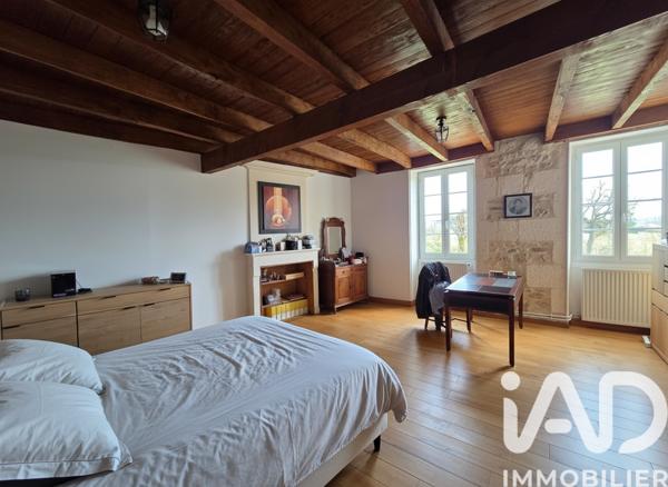 Maison à vendre 8 pièces 260 m² Champniers