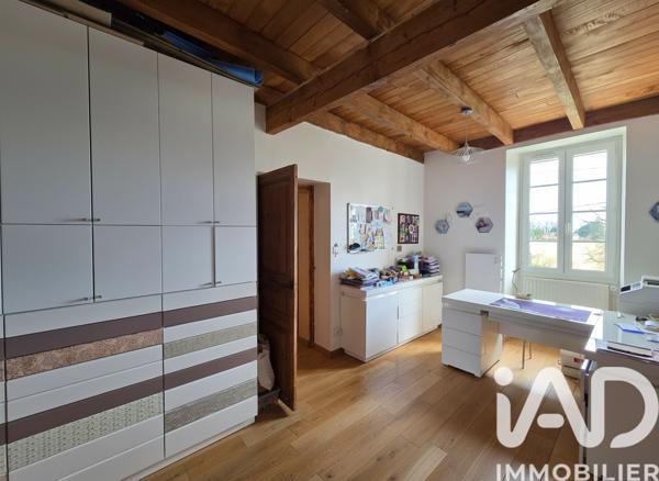 Maison à vendre 8 pièces 260 m² Champniers