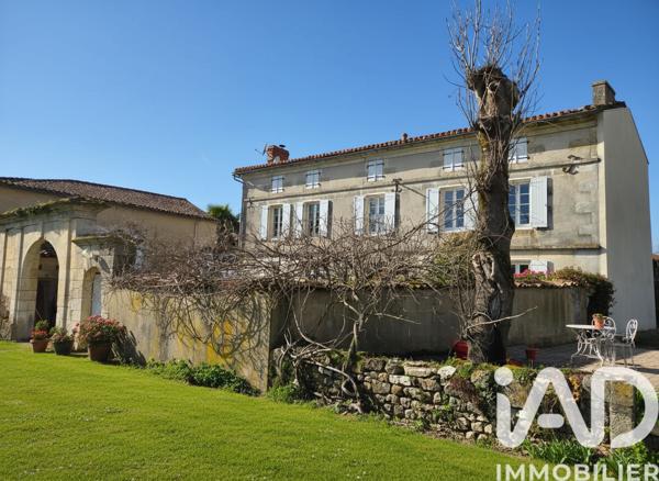 Maison à vendre 8 pièces 260 m² Champniers