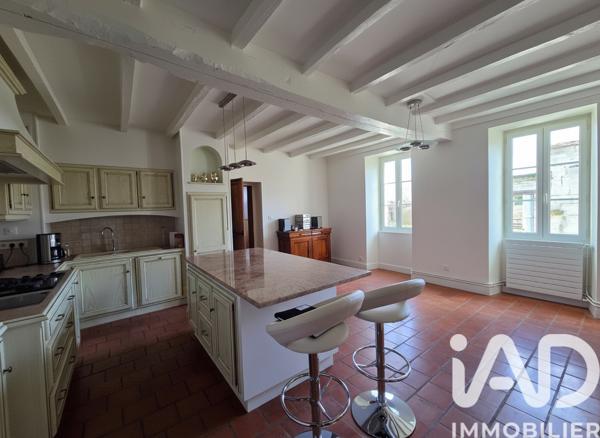 Maison à vendre 8 pièces 260 m² Champniers