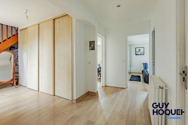 Magnifique maison meulière 5 chambres de 220 m² avec double garage !