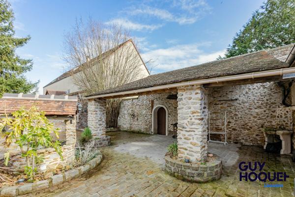Magnifique maison meulière 5 chambres de 220 m² avec double garage !