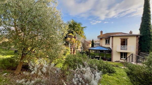 MAISON D'EXCEPTION DE 1890 À ATHIS-MONS, 167 M² HABITABLES SUR PARC ARBORÉ