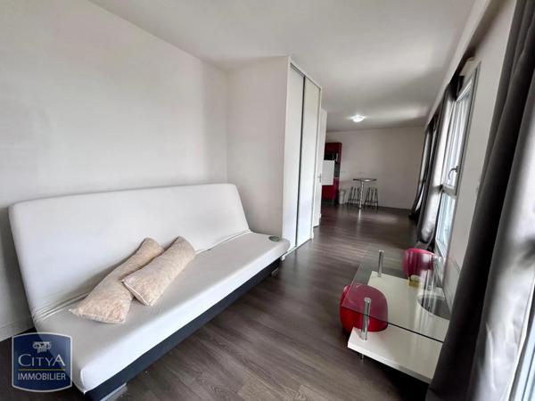 Appartement à louer 1 pièce 30.1m²