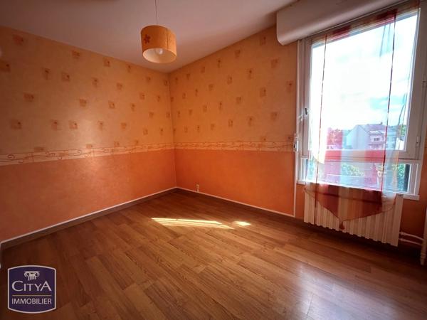 Appartement à vendre 4 pièces 81m² Châteauroux (36000)