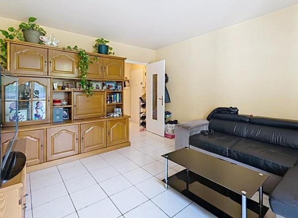 Appartement Villeurbanne 3 pièce(s) aux Gratte Ciel