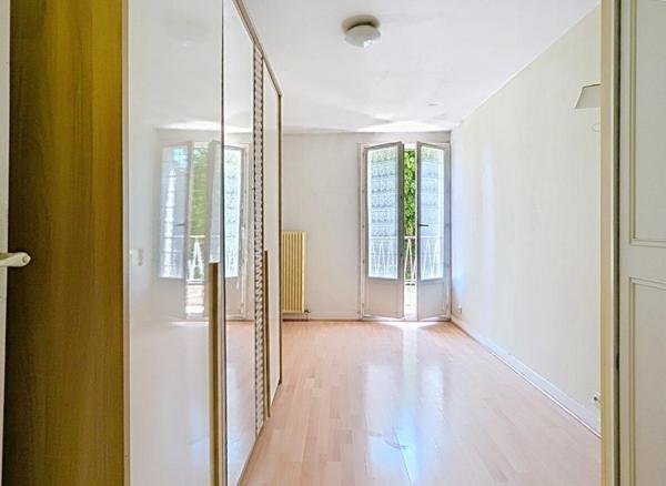 Appartement Villeurbanne 3 pièce(s) aux Gratte Ciel