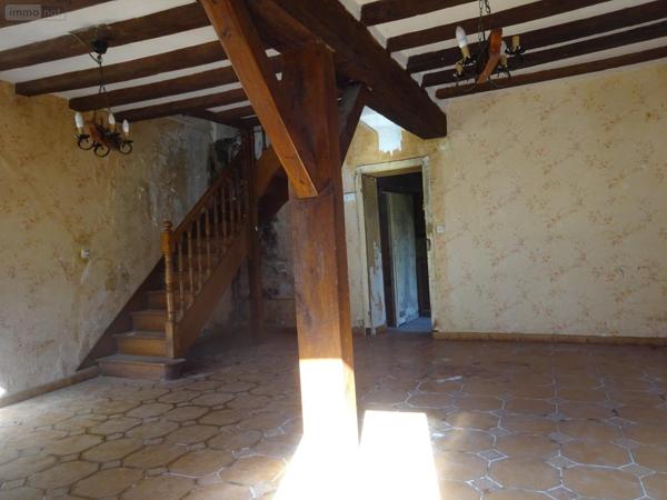 Maison à restaurer à vendre à Nogent-le-Rotrou dans l'Eure-et-Loir (28400), ref : NOG 1036