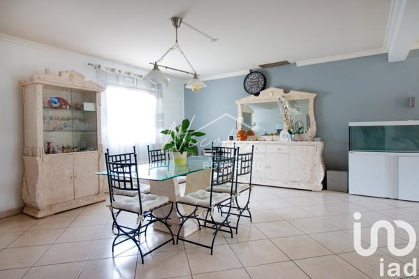 Maison à vendre 8 pièces 212 m² Claye-Souilly