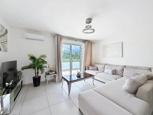 Joli Appartement T4 récent avec balcon, garage double et climatisation – ORNEX (01)