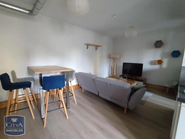 Appartement à louer 2 pièces 48.28m²