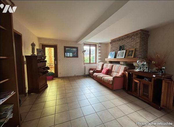 Maison ancienne avec dépendances