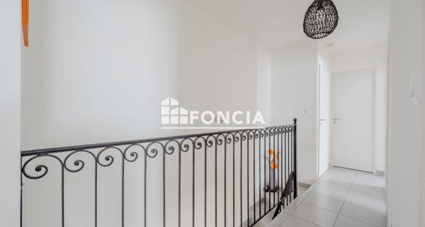 À vendre Maison 5 pièces 101 m² - Hyères 83400