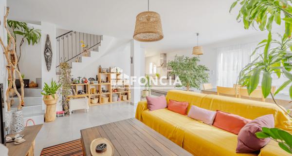 À vendre Maison 5 pièces 101 m² - Hyères 83400