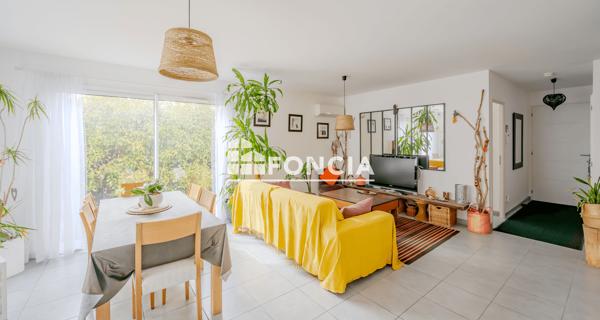 À vendre Maison 5 pièces 101 m² - Hyères 83400