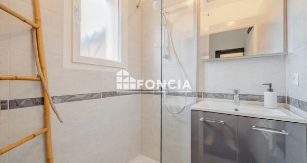 À vendre Maison 5 pièces 101 m² - Hyères 83400
