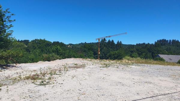 Terrain Industriel Et Artisanal * 2206 M² * 19250 Meymac * 30 400  €