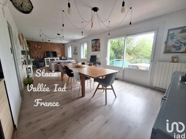 Maison 6 pièces de 98 m² à Saint-Sébastien-de-Morsent (27180)