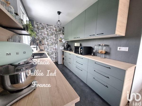 Maison 6 pièces de 98 m² à Saint-Sébastien-de-Morsent (27180)