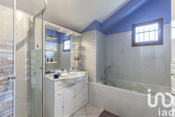 Maison à vendre 5 pièces 135 m² Crolles