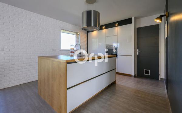 Maison à vendre    4 pièces •  Vieux-Berquin