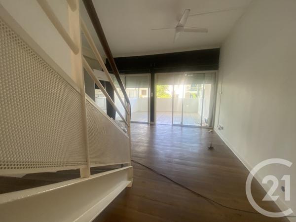 Appartement F3 à vendre  3 pièces - 68,16 m2 ST DENIS - 974