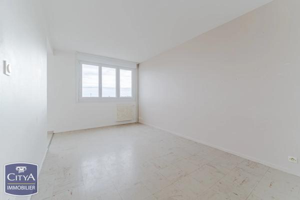 Appartement à vendre 1 pièce 25.52m² Joué-lès-Tours (37300)