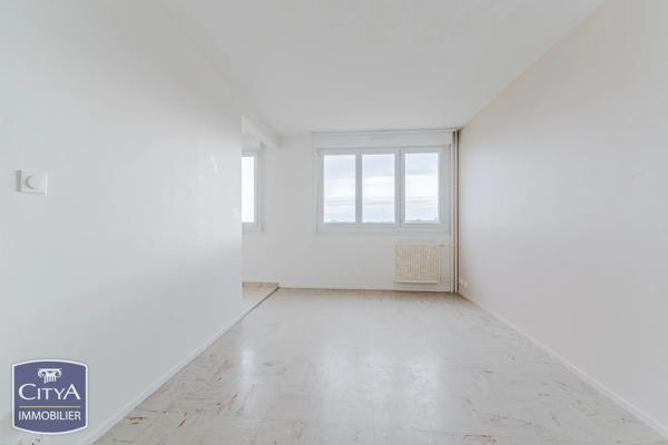 Appartement à vendre 1 pièce 25.52m² Joué-lès-Tours (37300)