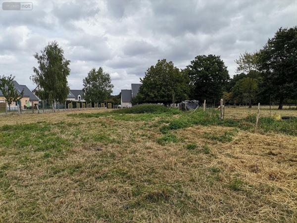 Terrain à Batir à vendre à Montauban-de-Bretagne en Ille-et-Vilaine (35360), ref : 048-V869V