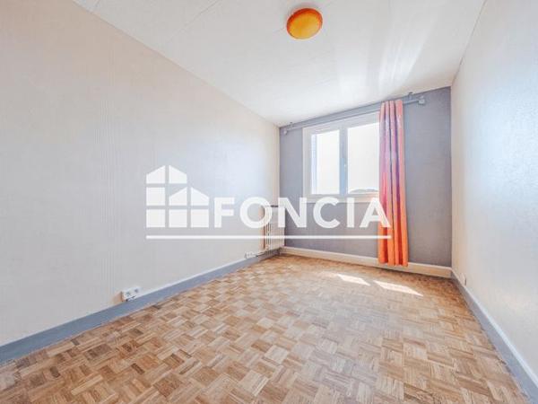 À vendre Appartement 4 pièces 64 m² - La Riche 37520