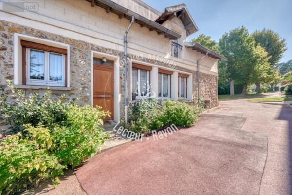 Maison à vendre à Marly-le-Roi dans les Yvelines (78160), ref : 92076-94