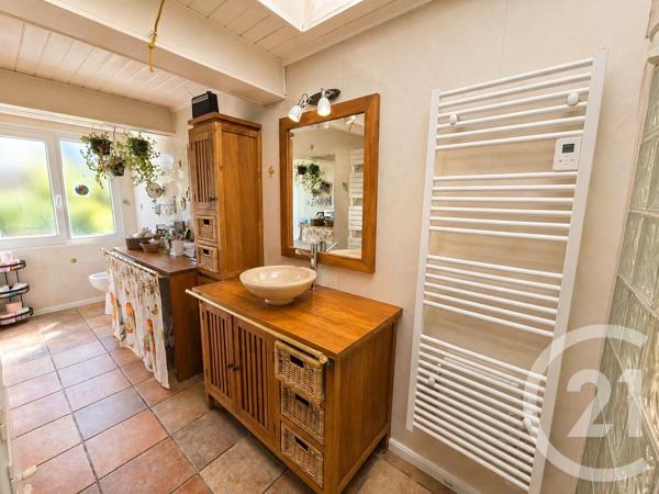 Maison à vendre  5 pièces - 224,04 m 2   ST LAURENT MEDOC  - 33