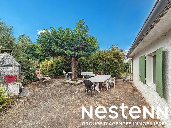 A vendre :  Maison de plain pied avec veranda et joli jardin proche CRECHES SUR SAONE