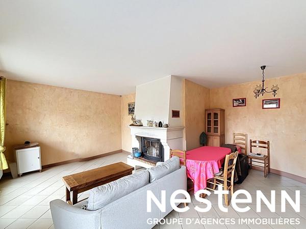 A vendre :  Maison de plain pied avec veranda et joli jardin proche CRECHES SUR SAONE