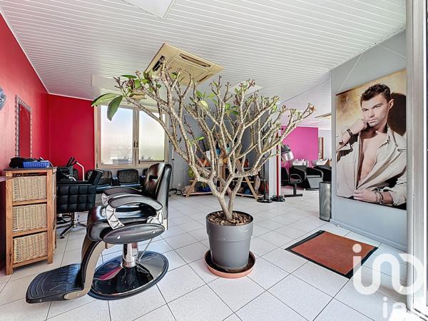 Maison à vendre 4 pièces 145 m² Mauzé-sur-le-Mignon